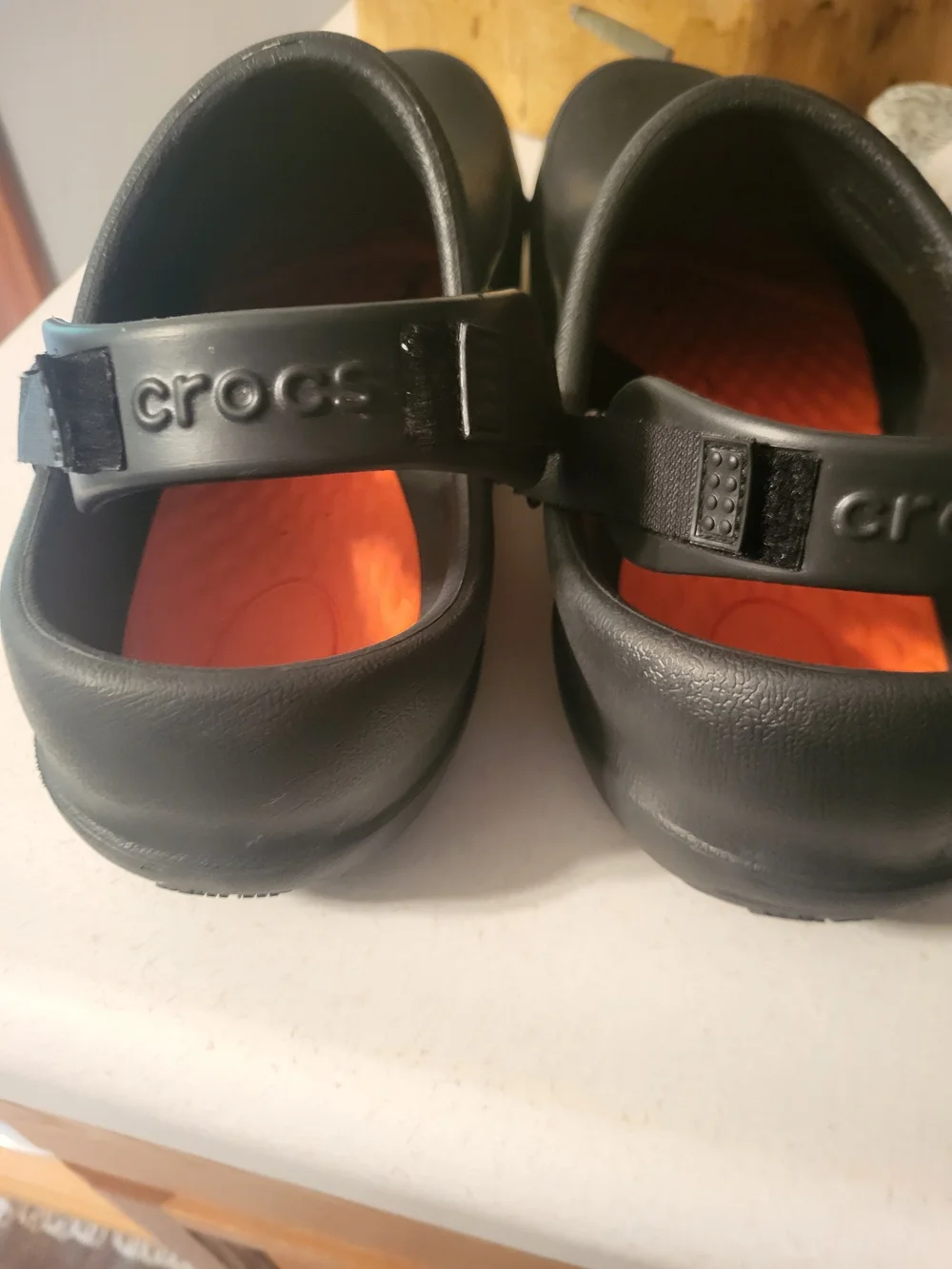 Men’s Crocs, Black, Bistro, Solid, 13 M  Slip ResistantHeel Strap